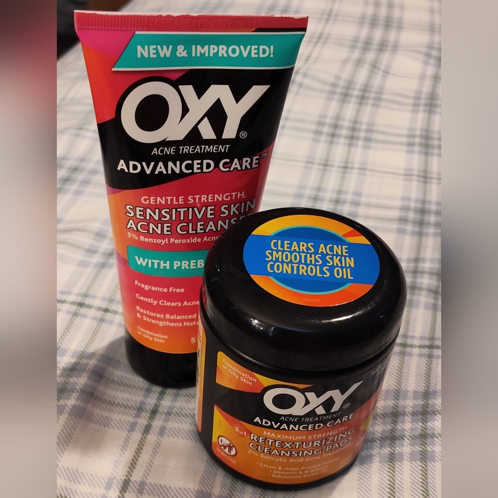 NEW! OXY Acne Treatment & Cleansing Pads